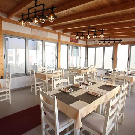 Hotel Prishtina Саранде Екстериор снимка