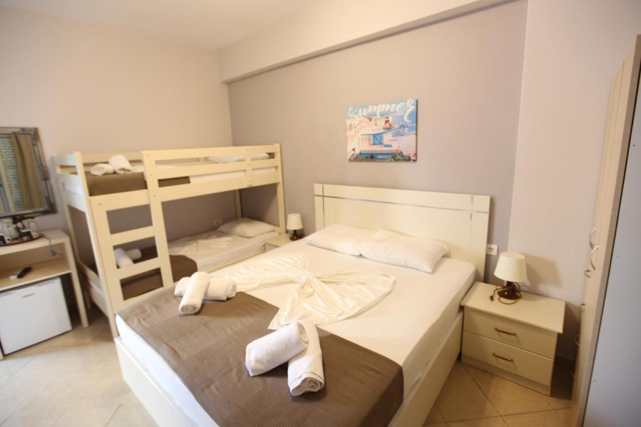 Hotel Prishtina Саранде Екстериор снимка
