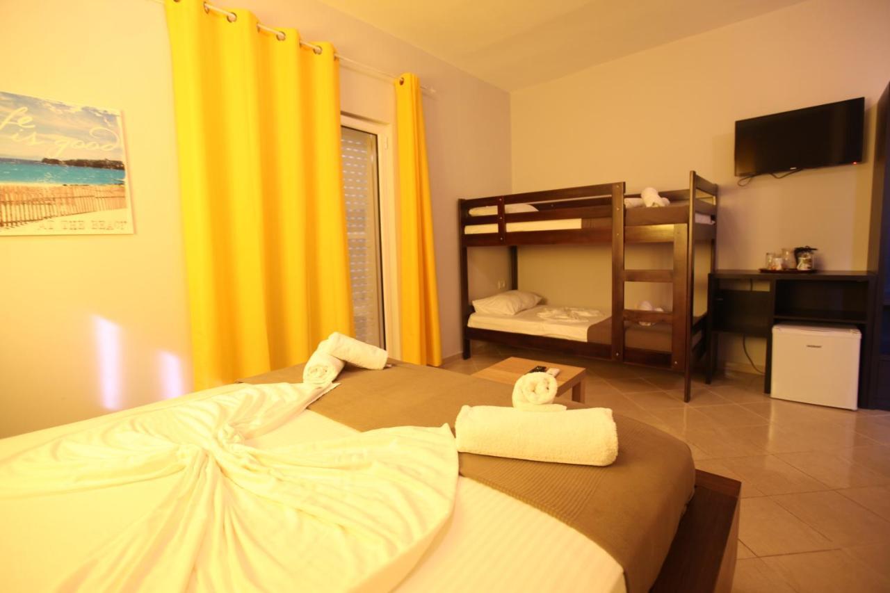 Hotel Prishtina Саранде Екстериор снимка